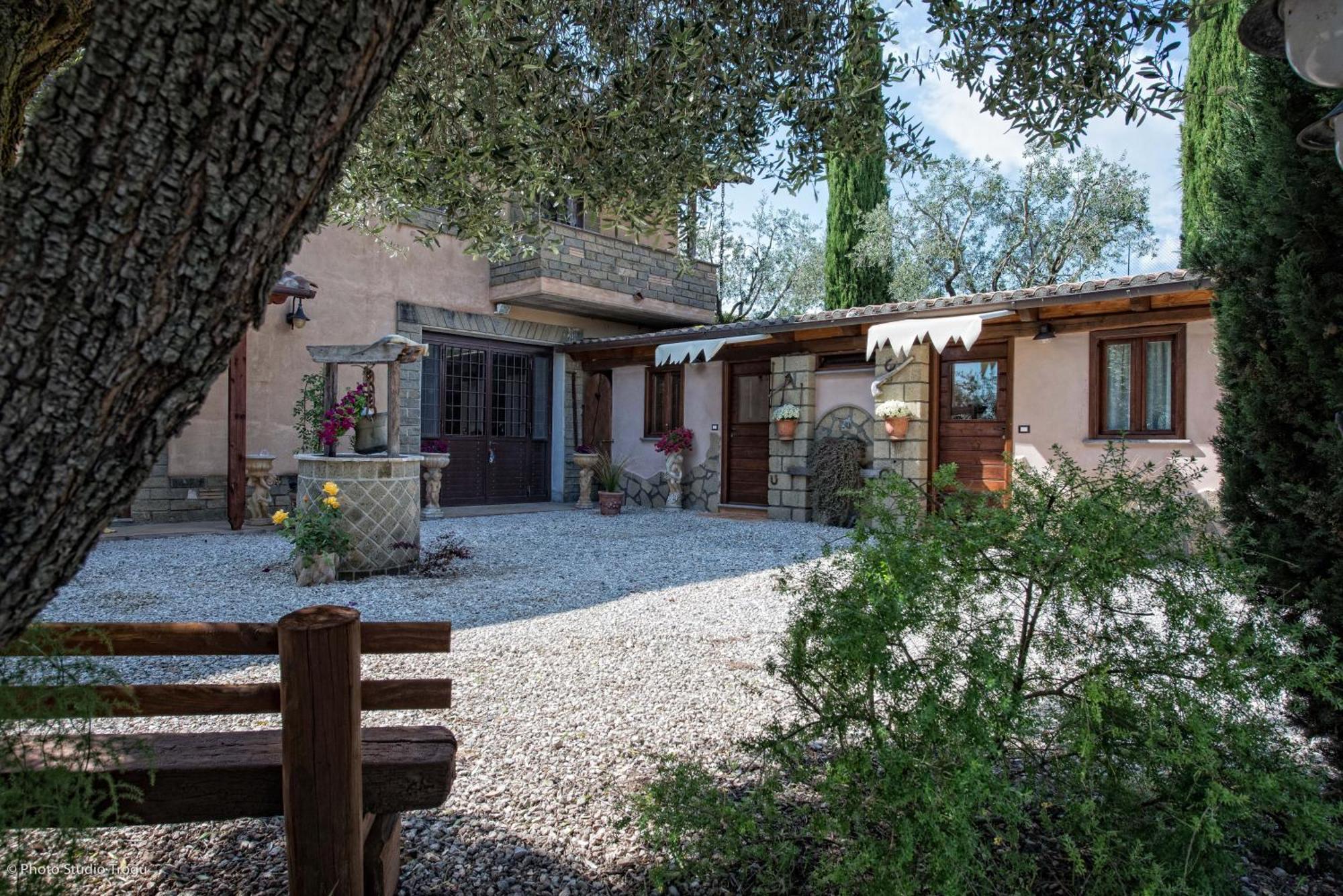 Il Giardino Dei Flintstones B&B Черветере Экстерьер фото