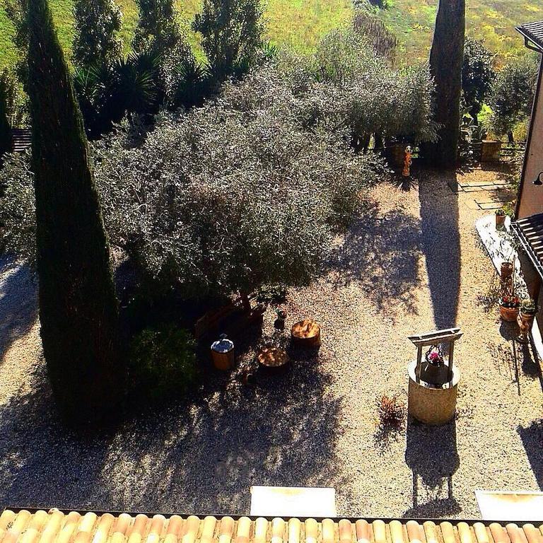 Il Giardino Dei Flintstones B&B Черветере Экстерьер фото